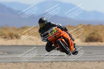 media/Mar-21-2025-CVMA Friday Practice (Fri) [[30cd4fe323]]/5-Racer 4/Session 4 (Turn 16)/